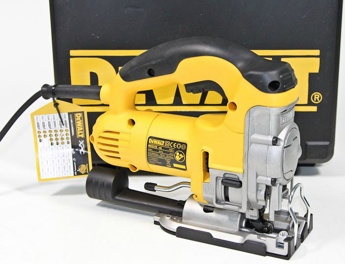 Лобзик DeWALT DW331K