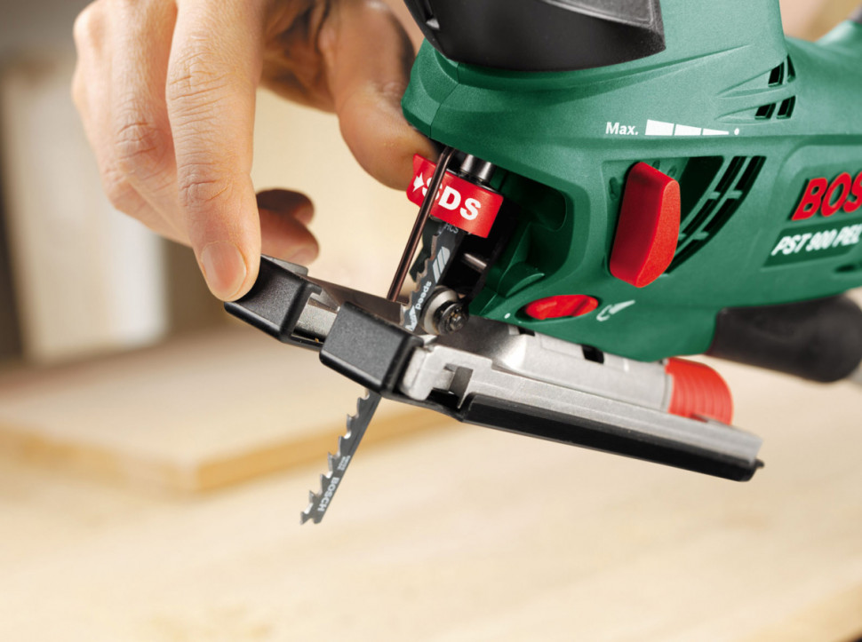 Лобзик Bosch PST 900 PEL
