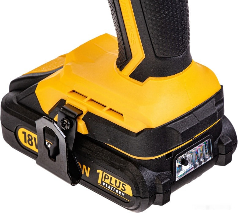 Дрель-шуруповерт Denzel BLDL-IB-IB-18-02 (с 2-мя АКБ, кейс)