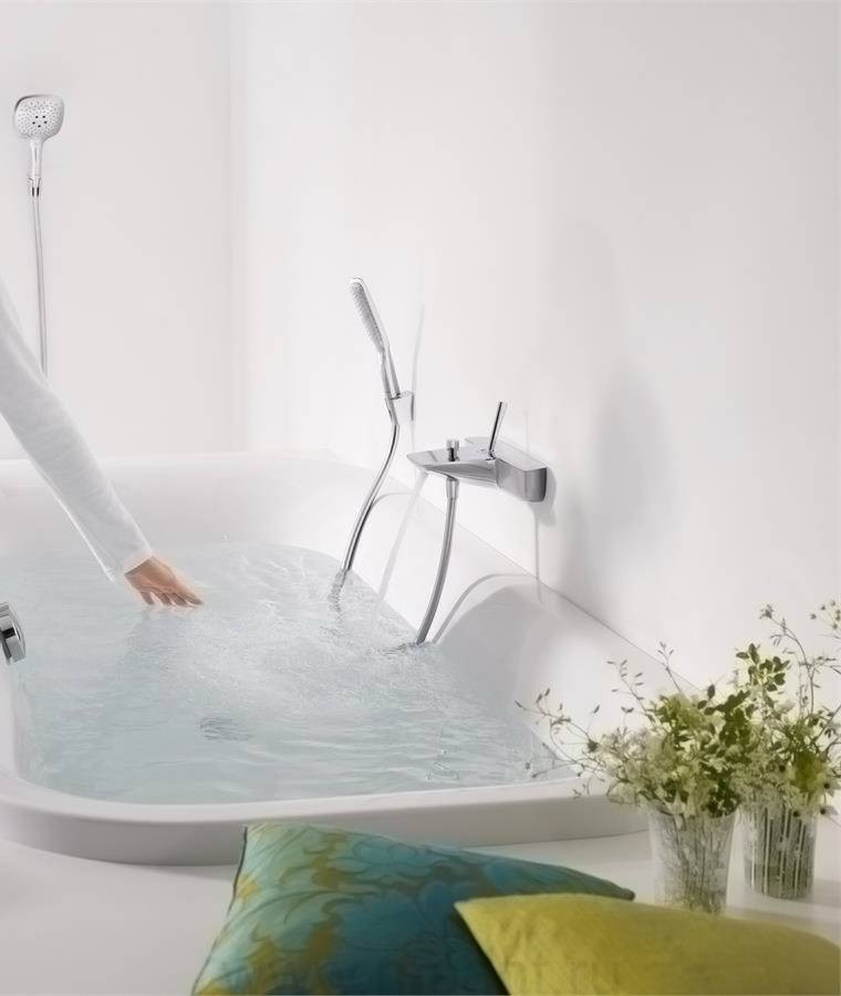 Смеситель Hansgrohe Pura Vida 15472400