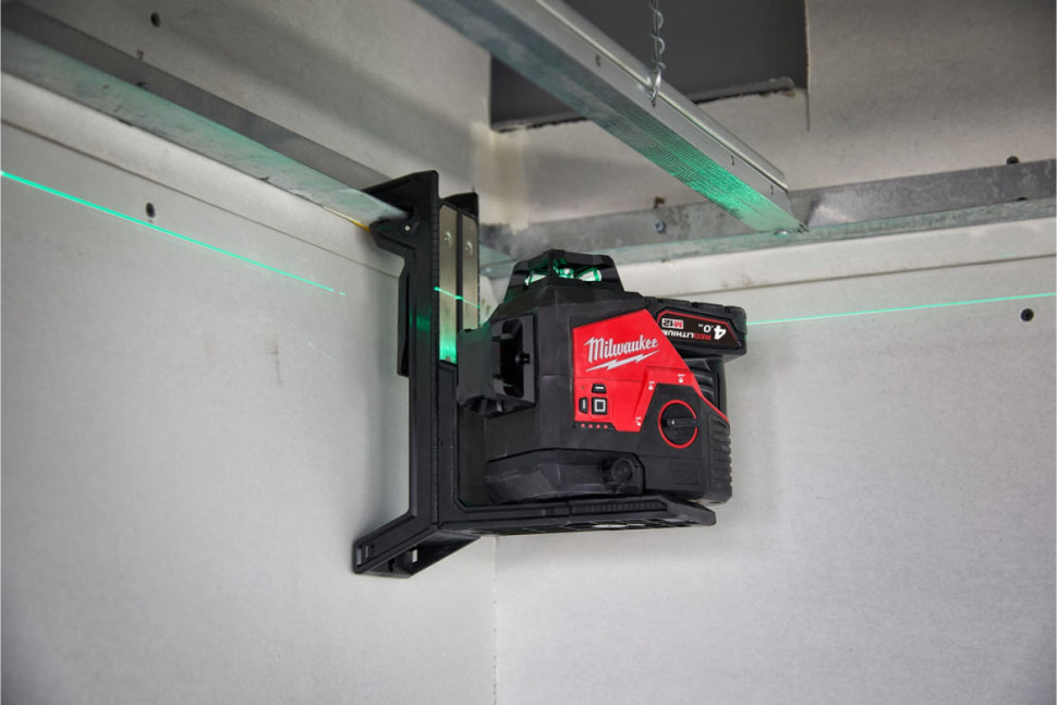 Лазерный нивелир Milwaukee M12 3PL-0C 4933478103