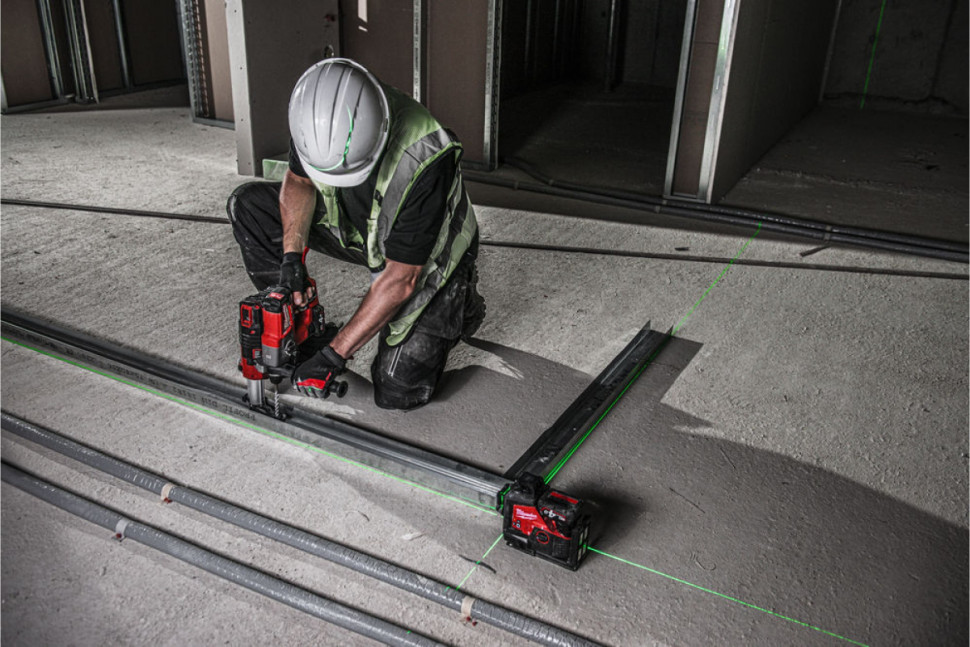 Лазерный нивелир Milwaukee M12 3PL-0C 4933478103