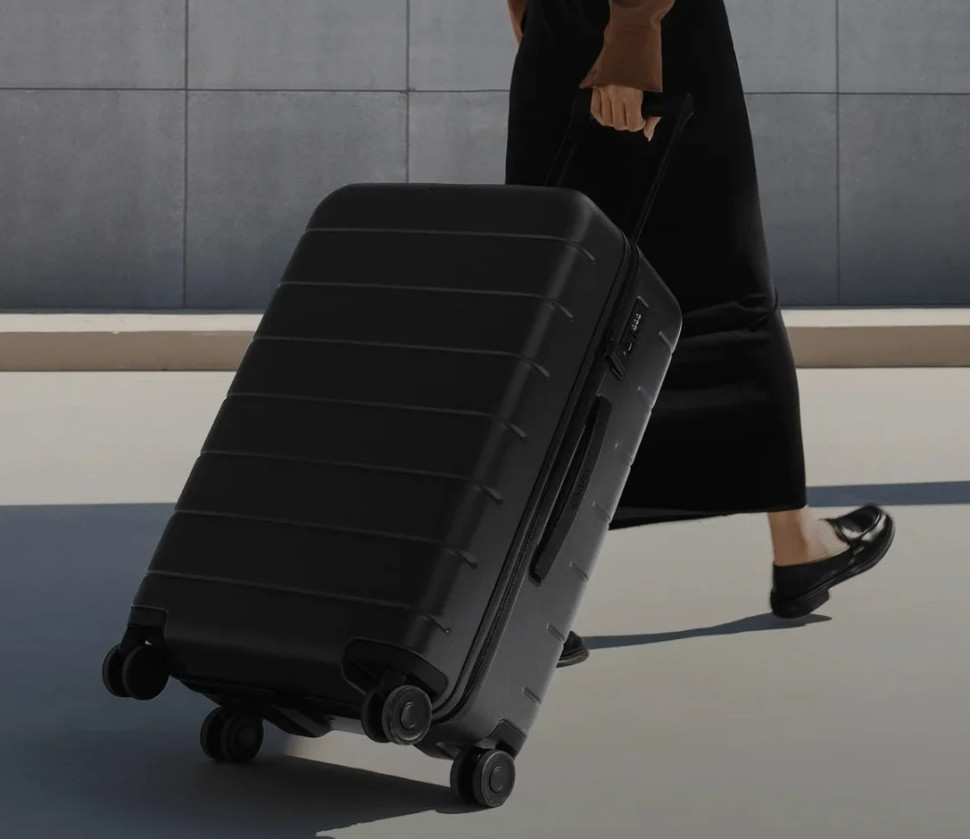 Чемодан Xiaomi Luggage Classic Pro 20" BHR8602GL (черный)