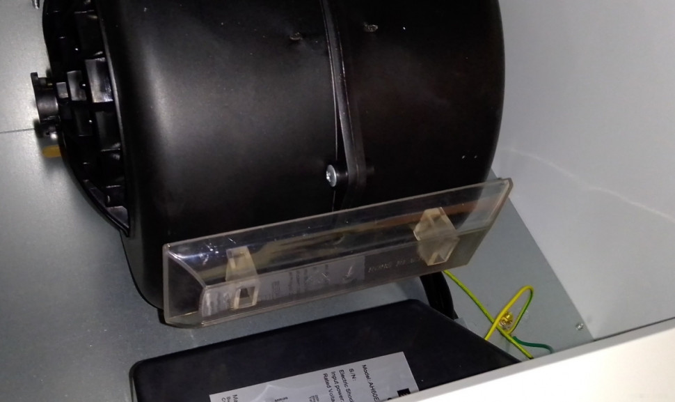 Вытяжка Backer AH60E-MC-AT Black 12K