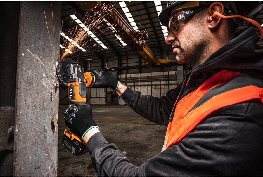 Угловая шлифмашина AEG Powertools BEWS 18-125BLPX2-0 4935480857 (без АКБ)