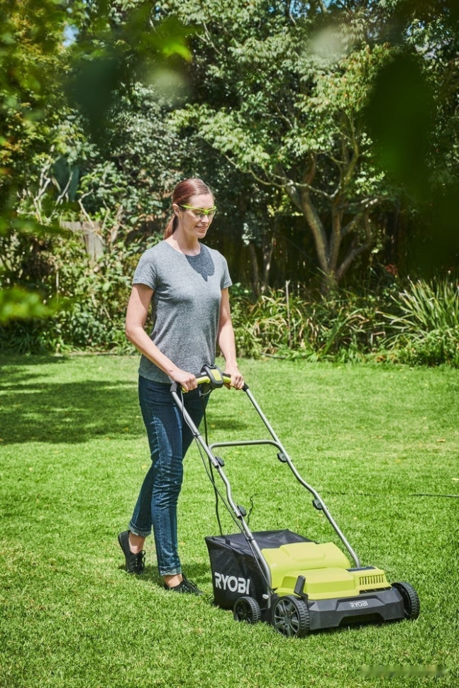 Скарификатор-аэратор Ryobi RY1400SF35B