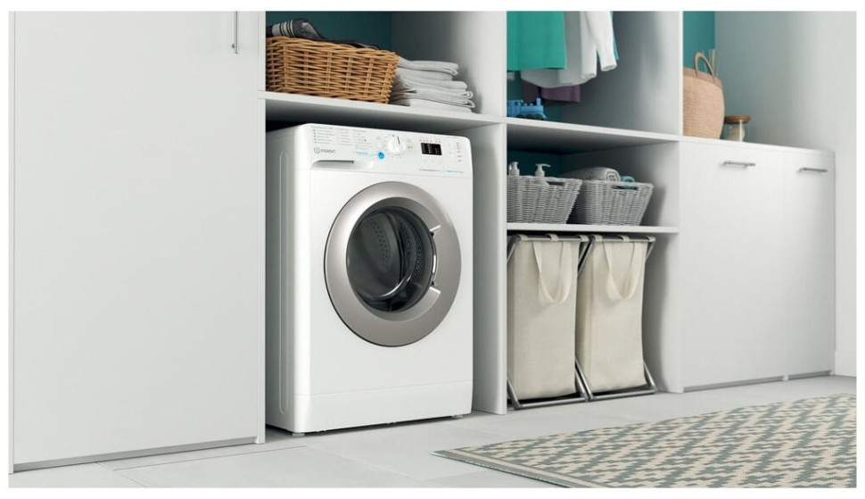 Стиральная машина Indesit BWSA 61051 WSV RU