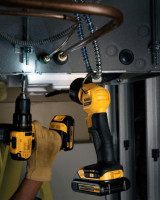 Фонарь DeWALT DCL040-XJ