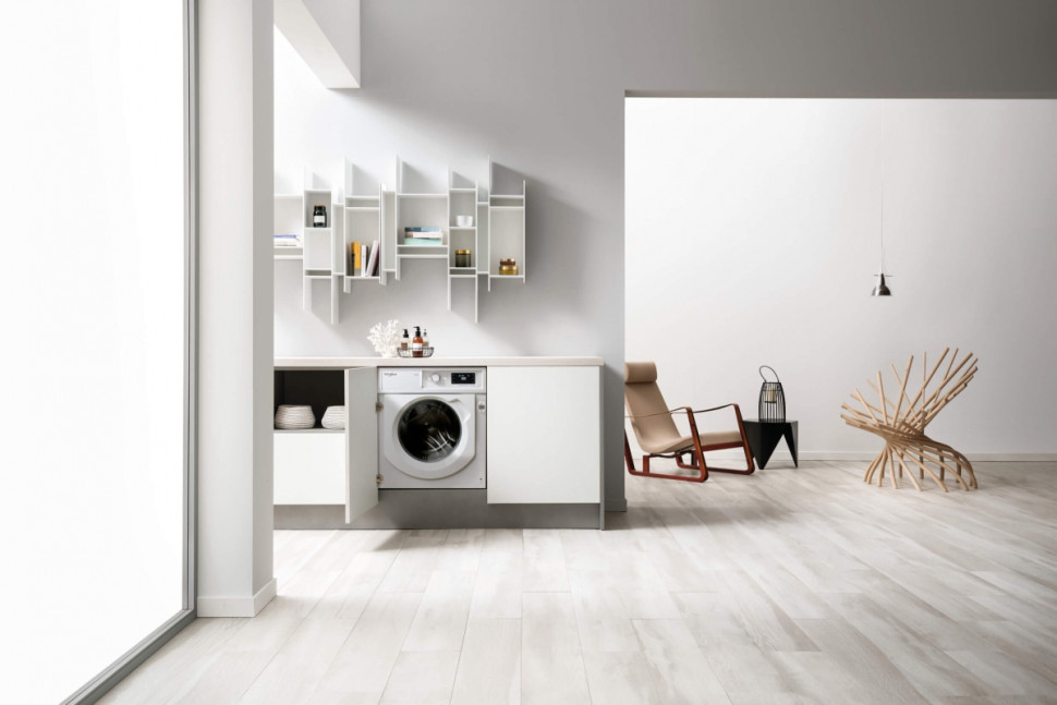 Сушильная машина Whirlpool BI WDWG 861484 EU