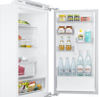 Холодильник Samsung BRB26713EWW/EF