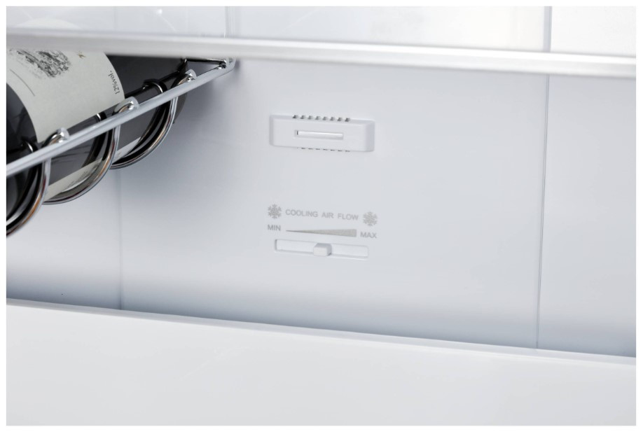 Холодильник с морозильником Korting KNFC 62370 GB