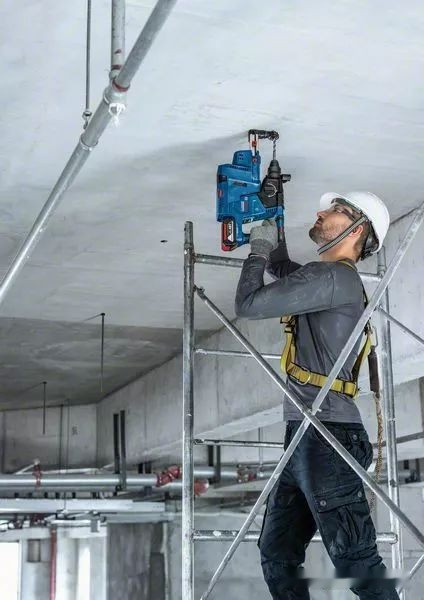 Перфоратор Bosch GBH 187-LI Professional 0611923020 (без АКБ)