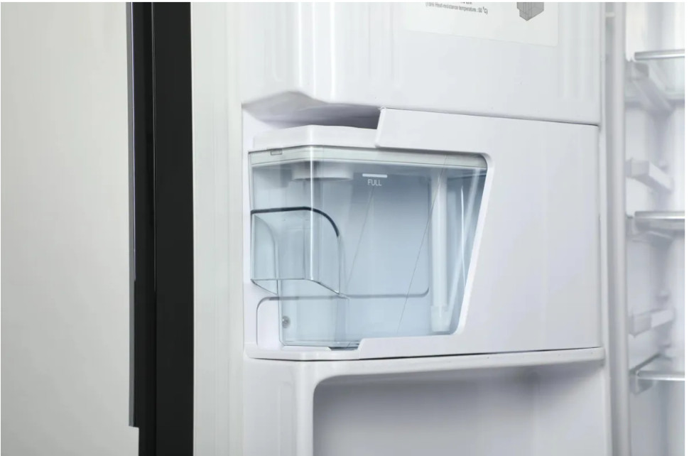 Четырёхдверный холодильник Hitachi R-W660PUC7GBK