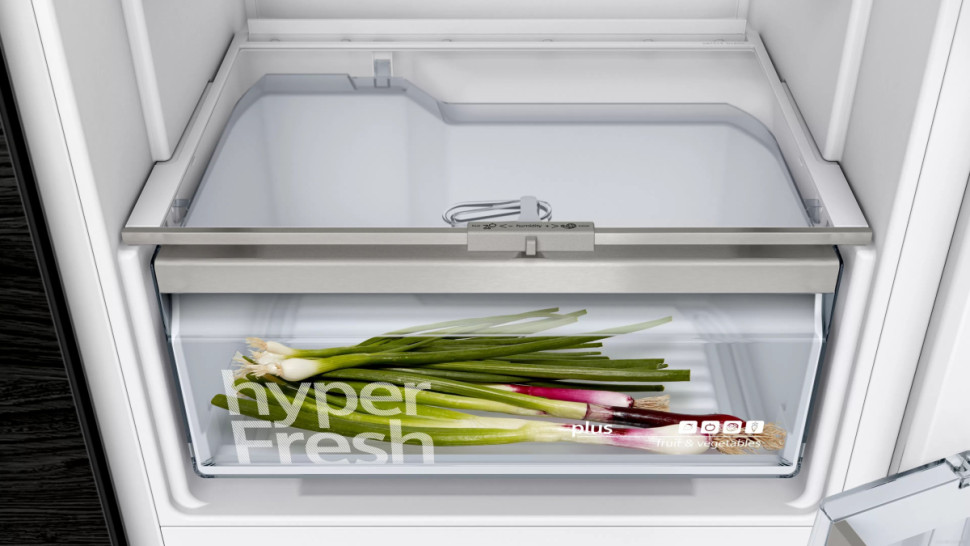 Однокамерный холодильник Siemens iQ500 KI21RADD0