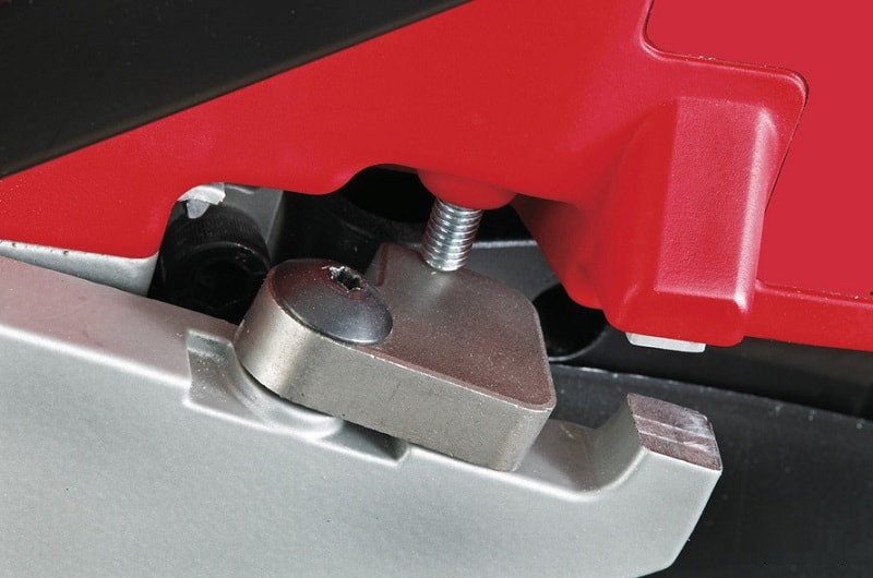 Торцовочная пила Milwaukee MS 304 DB 4933471052