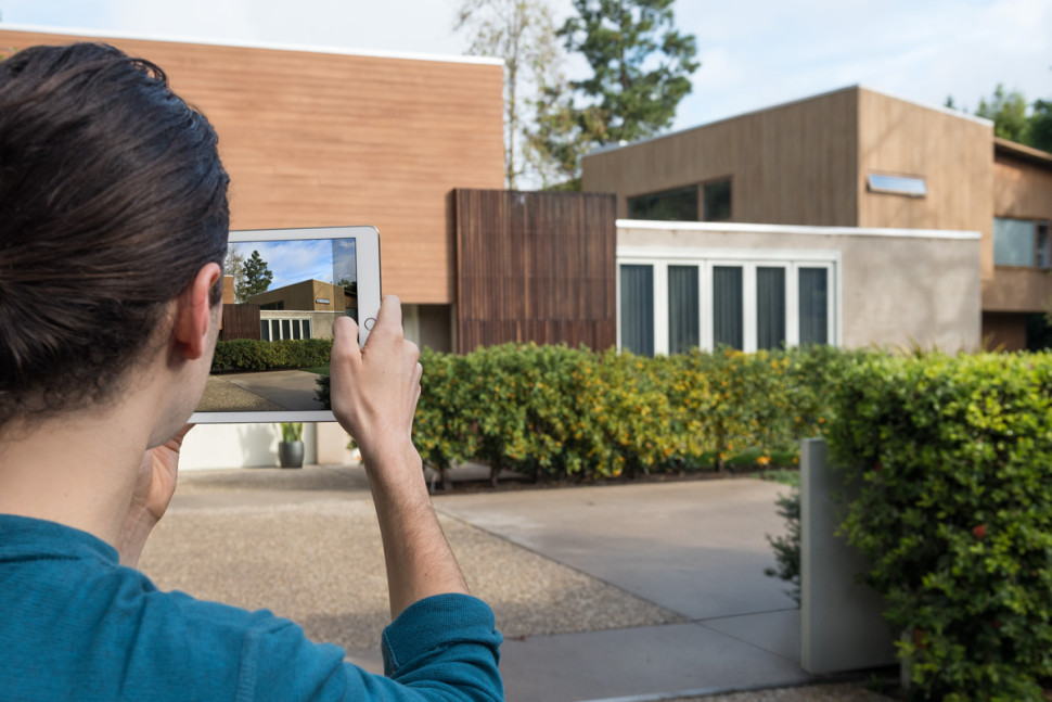 Планшет Apple iPad Pro 9.7 32Gb Wi-Fi (Silver) (MLMP2)