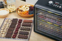 Сушилка для овощей и фруктов Sencor SFD 6600BK