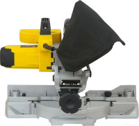 Торцовочная пила Калибр Мастер ПТЭ-1200/210м