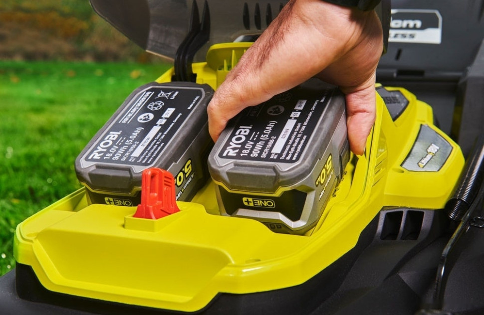 Колёсная газонокосилка Ryobi RY18LMX40A-150 (с 1-им АКБ)