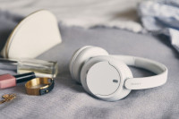 Наушники Sony WH-CH720N (белый)