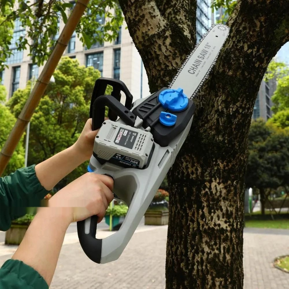 Аккумуляторная пила Deko DKCHS 40V Pro 080-2000 (с 2-мя АКБ)