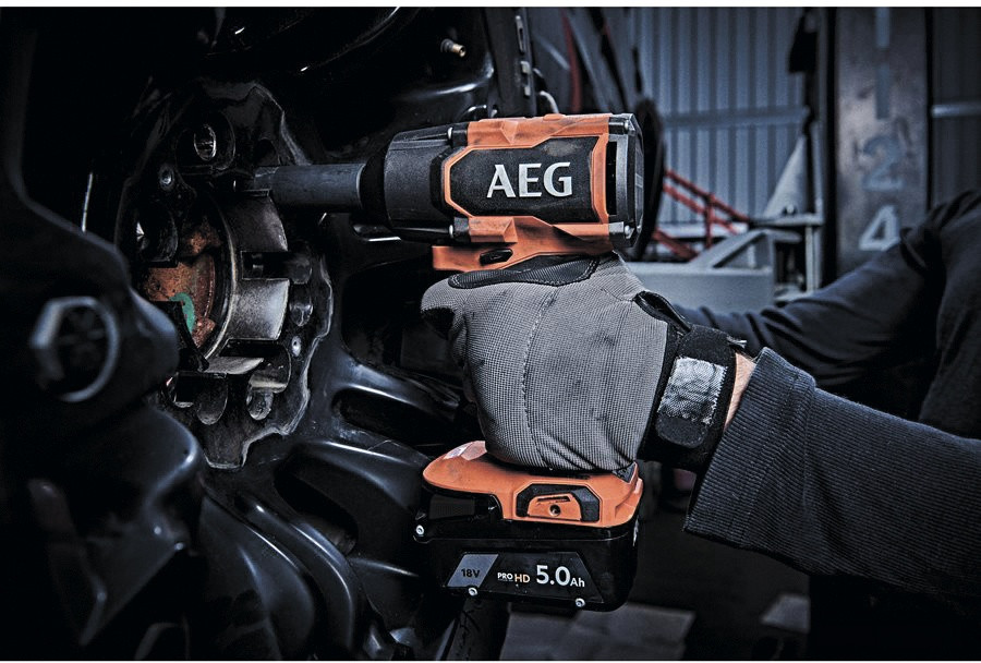 Гайковерт AEG Powertools BSS18MTF12BL-0 4935479663 (без АКБ)