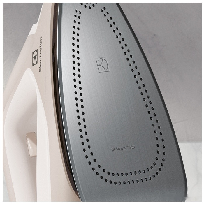 Утюг Electrolux E6ST1-4PP