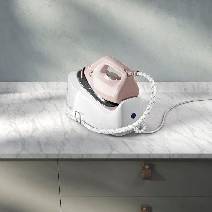 Утюг Electrolux E6ST1-4PP