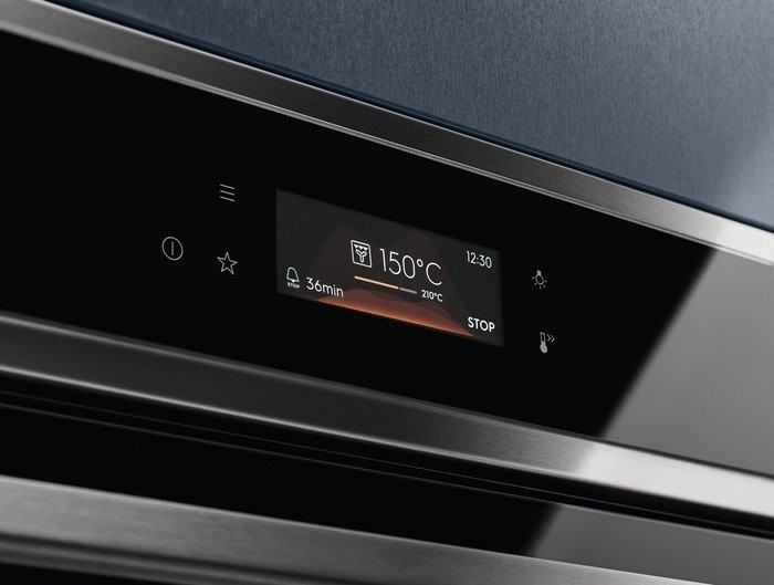 Микроволновая печь Electrolux MealAssist 700 EVM8E09X