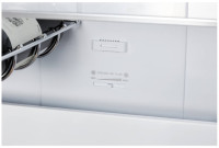 Холодильник с морозильником Korting KNFC 62370 W