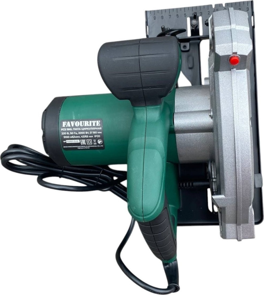 Дисковая (циркулярная) пила Favourite FCS 190L