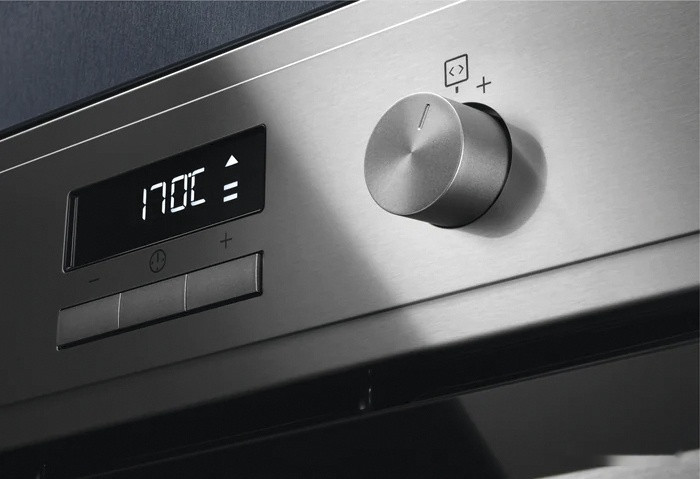 Духовой шкаф Electrolux SurroundCook 600 EOF4P74X