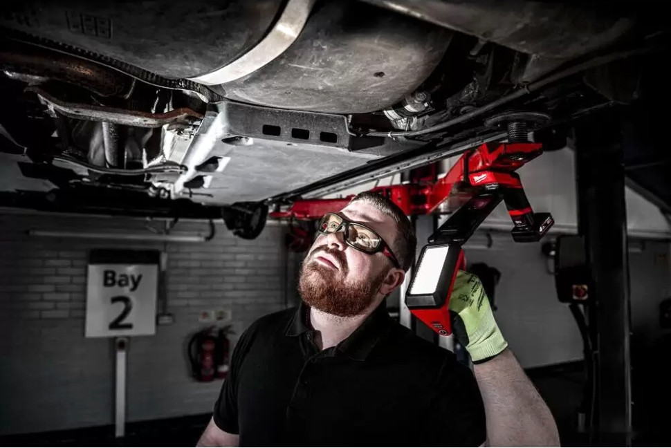 Фонарь Milwaukee M12 UCL-0 (без АКБ)