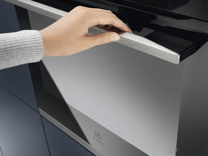 Духовой шкаф Electrolux AssistedCooking SENSE 800 KOEBP39WX