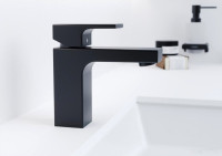 Смеситель Hansgrohe Vernis Shape 71569670