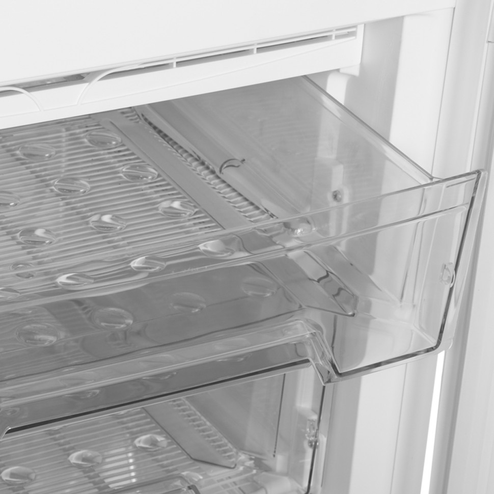 Холодильник SunWind SCC354