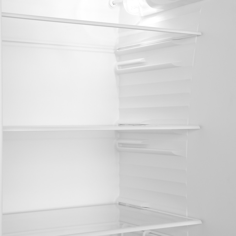 Холодильник SunWind SCC354