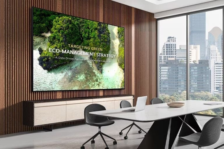 Информационная панель LG 75UL3Q-E
