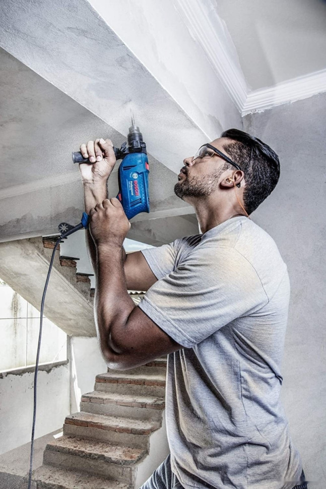 Ударная дрель Bosch GSB 550 Professional 06011A1023