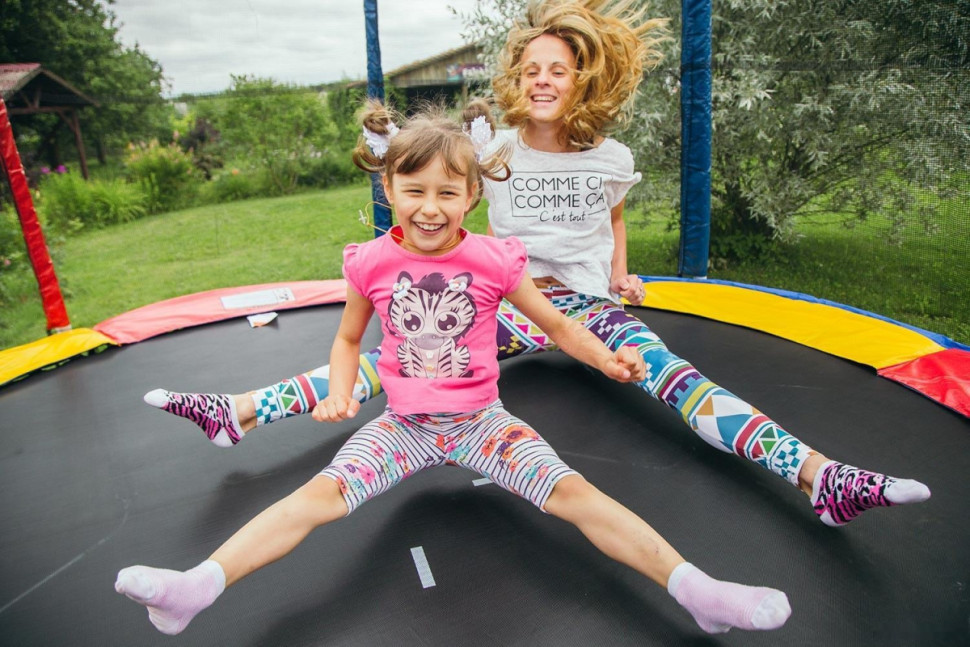 Батут Sundays Acrobat-D183 (зеленый, с сеткой)