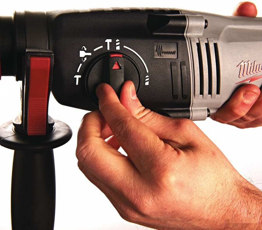 Перфоратор Milwaukee PH 28 4933396396