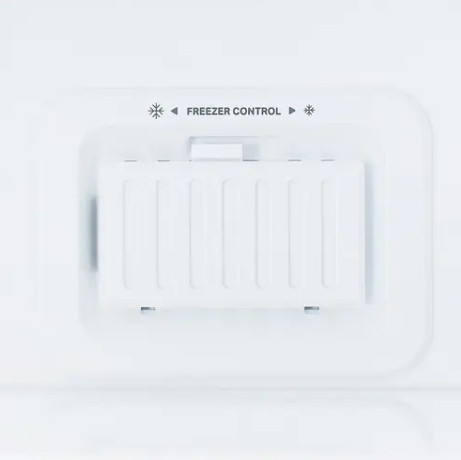 Холодильник с морозильником Indesit ITS 5200 G