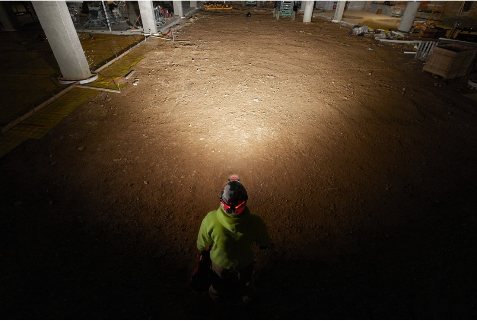 Фонарь Milwaukee L4 HL-VIS-301