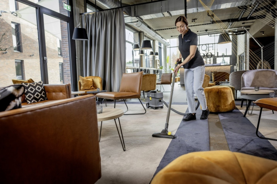 Промышленный пылесос Karcher T 15/1 1.355-300.0