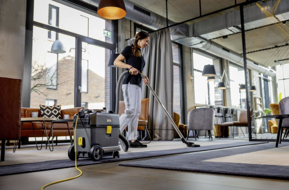 Промышленный пылесос Karcher T 15/1 1.355-300.0