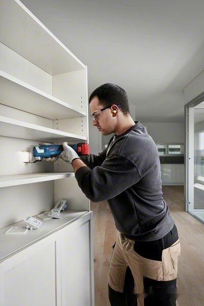 Реноватор Bosch GOP 185-LI Professional 06018G2020 (без АКБ)