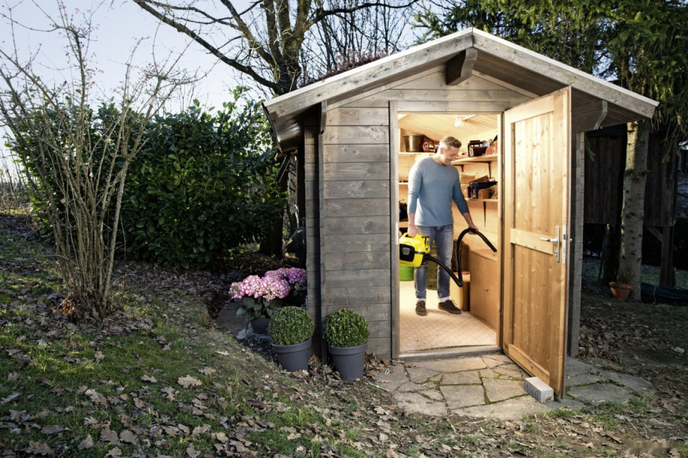 Пылесос Karcher WD 1 Compact Battery 1.198-300.0