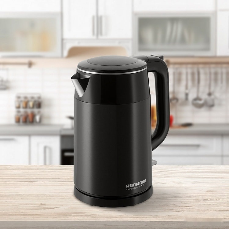 Электрический чайник Redmond RK-M1581