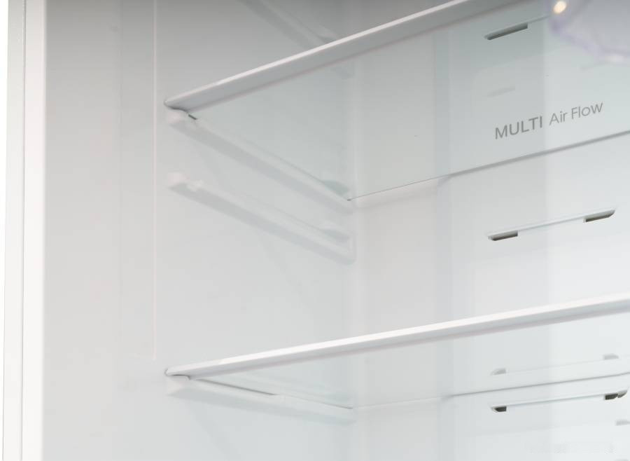 Холодильник Schaub Lorenz SLU C201D0 W