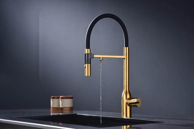 Смеситель Paulmark Magneto One Ma213188-BG (золото/брашированное золото)